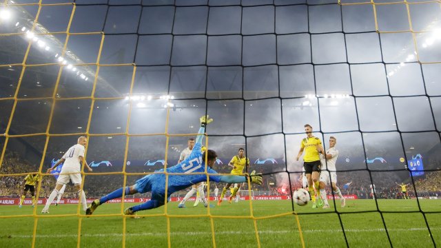 Борусия Дортмунд започна сезона си в Шампионска лига по възможно