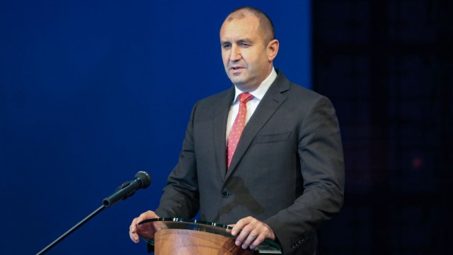 Присъединяването на България както и на другите две страни кандидатки