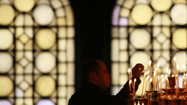 Всяка година в първата събота преди Архангеловден 8 ноември православните християни