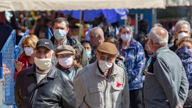 Близо 247 хиляди пенсионери ще получат доплащане за разликата между