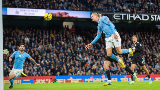 Манчестър Сити победи драматично Фулъм с 2 1 в мач от