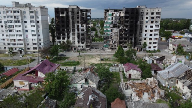 Няколко взрива избухнаха рано тази сутрин в украинската столица Киев