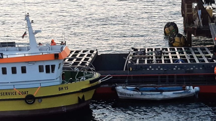 В част от корпуса на "Vera Su" пробойната била 6 метра