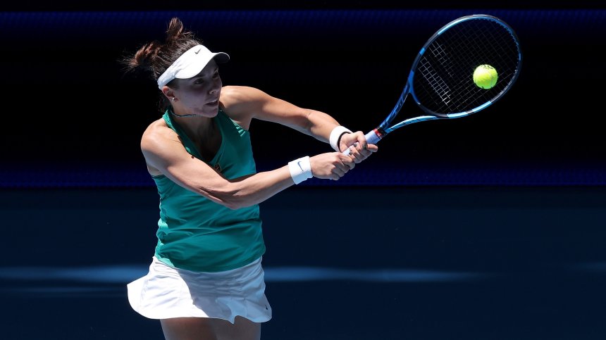 Виктория Томова започна с победа в Чарлстън