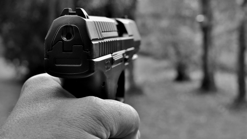 Съдят мъж за опит за убийство - изстрелял цял пълнител по съседи