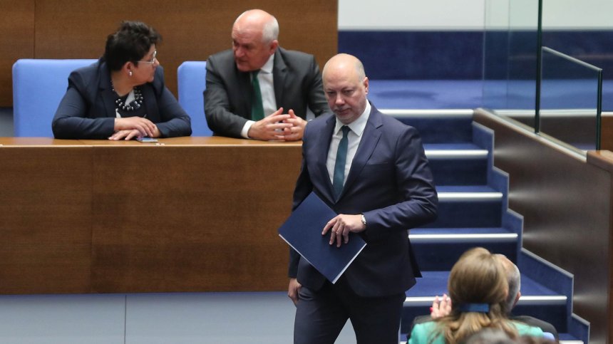 ИЗВЪНРЕДНО: България има редовно правителство с премиер Росен Желязков