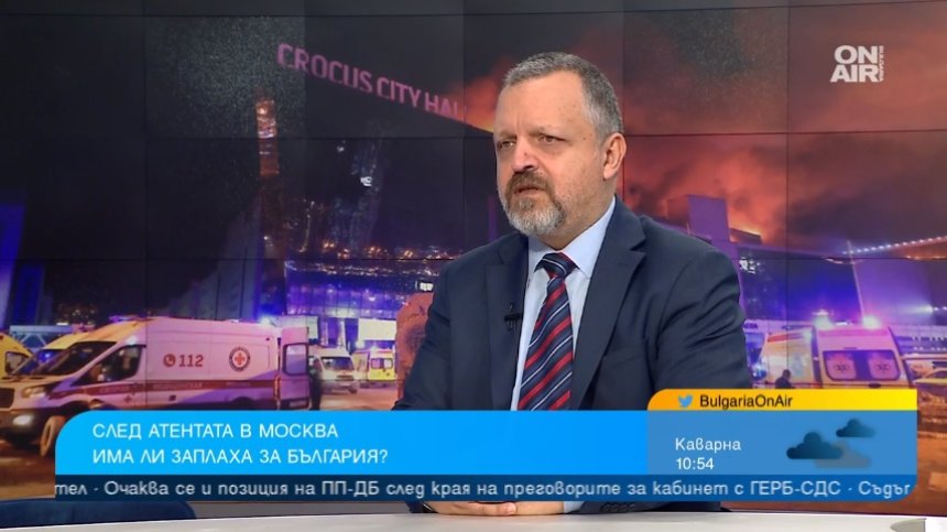 Доц. Милен Иванов: Русия не вярва на САЩ, затова не реагира на предупреждението за терор