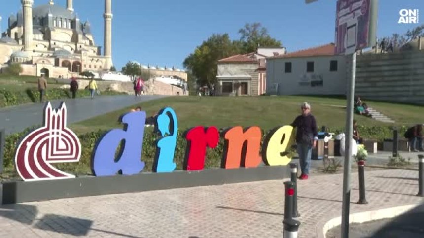 Спешно за Турция пътуват резерви от България, които да попълнят съставите на СИК