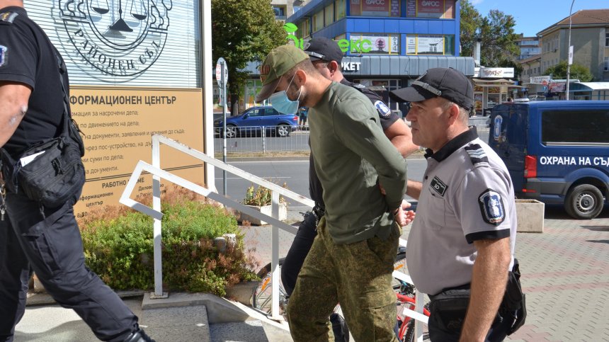 Оставиха в ареста хванатия с 50 кг марихуана син на бургаски прокурор