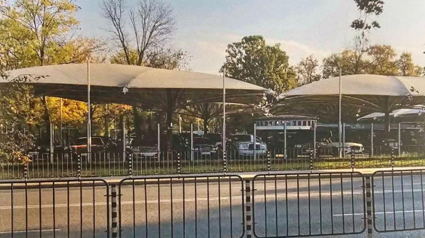 Съдът реши окончателно: Премахват автокъща "Капитолия" в "Борисовата градина" в София