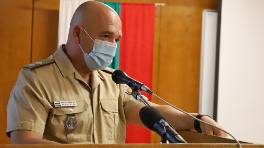 Ген. Мутафчийски категоричен: Ще се ваксинирам