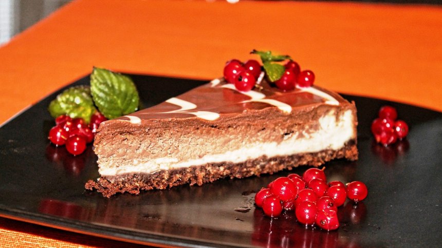 Шоколадов чийзкейк с ядки без печене (РЕЦЕПТА)