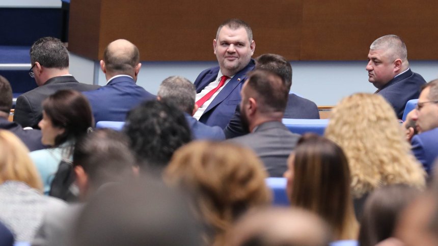 Делян Пеевски: Даваме време за друг проект, който се готви