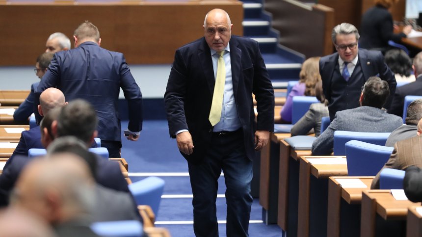 Подготвят ли ГЕРБ и ПП-ДБ нова "сглобка" в парламента?