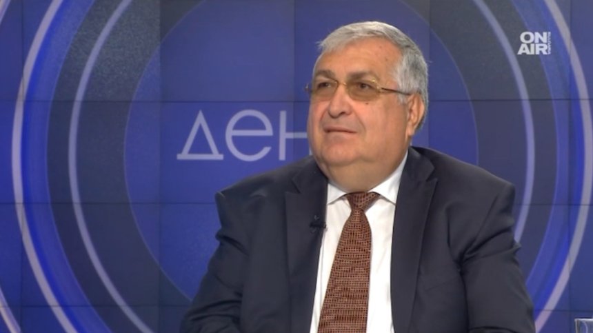 "Пътят на България е един, този на Румен Радев е съвсем друг"