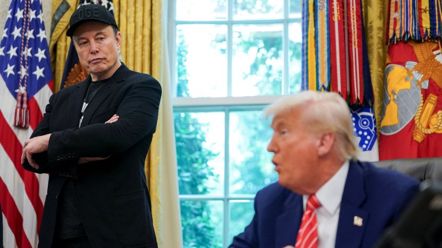 Мъск опреледи закона на Тръмп за намаляване на разходите като "отвратителна мерзост"