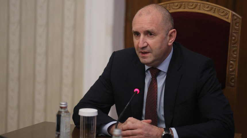 Експерти: Сега е най-удобният момент за Радев да се яви на избори