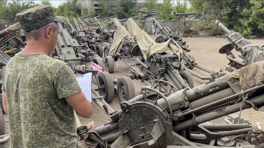 Русия разполага новите си гаубици в Украйна, а не край Финландия