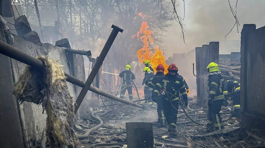Мъж и жена загинаха при обстрел в Белгород