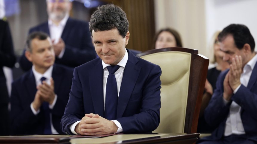 Никушор Дан положи клетва като президент на Румъния