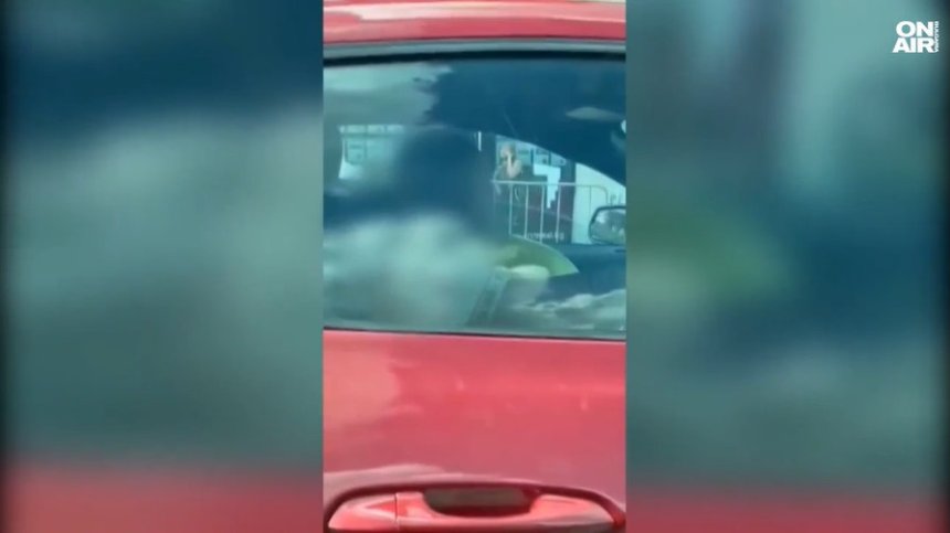 Водач диша балони с райски газ, докато кара в столицата (+ВИДЕО)