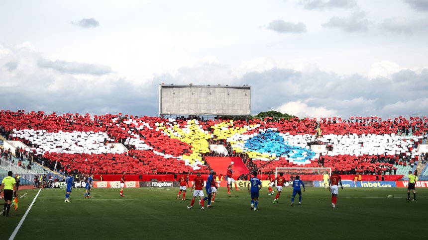 "Левски" - ЦСКА ще се играе на "Васил Левски" с публика и на двата отбора