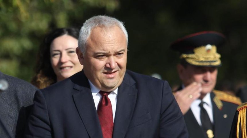 Пред очите на над 160 курсанти Демерджиев откри учебната година в Академията на МВР