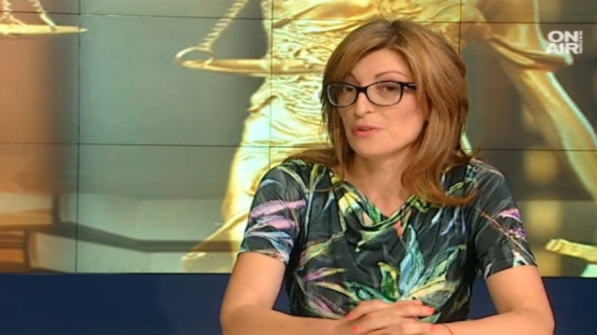 Захариева: Връщаме доверието в съдебната система с прилагане на новия закон