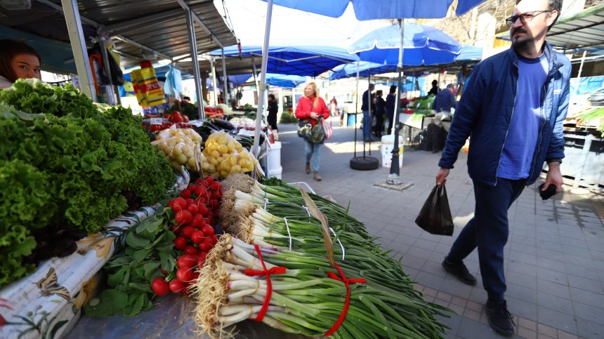 Посрещаме Великден с по-скъпи плодове и зеленчуци, но по-евтино олио