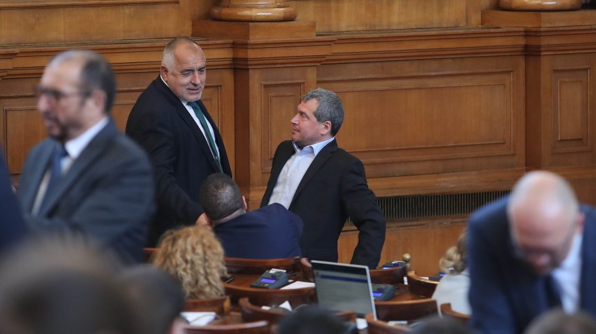 Стабилността на НС е разклатена: ИТН и ДПС готови за разговори, БСП с остри критики