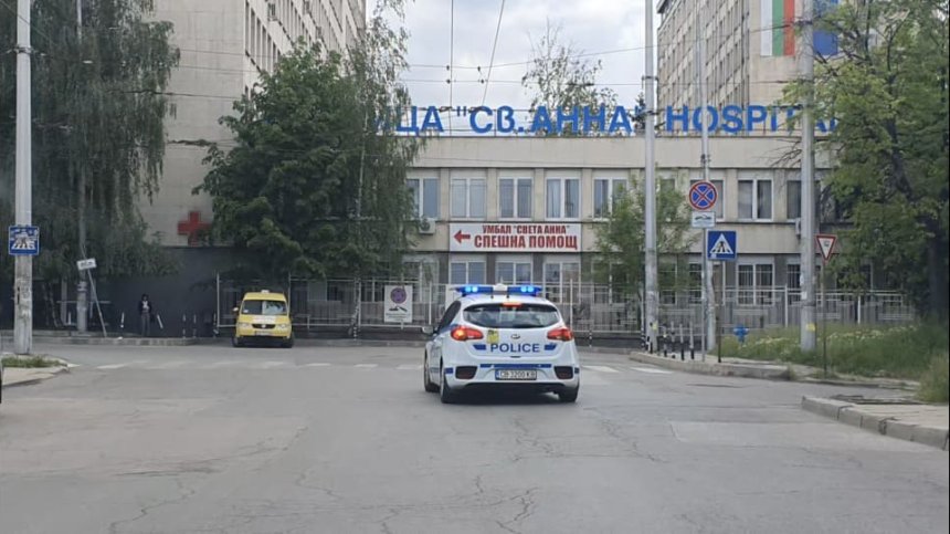 След стрелбата в метрото: Жена е в критично състояние, с опасност за живота (ВИДЕО)