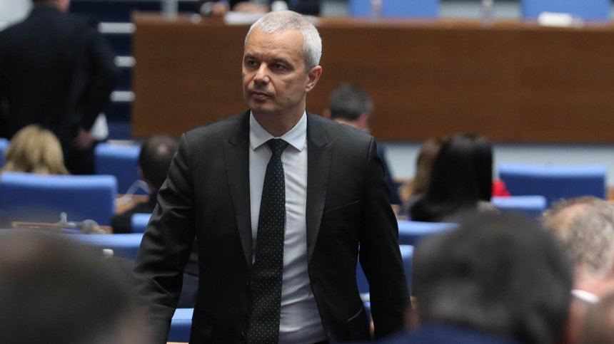 Костадинов изпраща делегация в Русия заради "Лукойл" (+ВИДЕО)