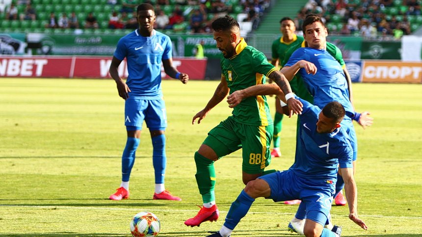 "Лудогорец" отнесе "Левски" с 3:0, Лига Европа се отдалечава от "сините"