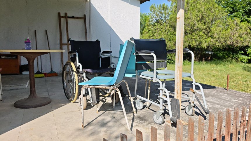 Защо местната власт не е проверила нелегалните домове за възрастни?