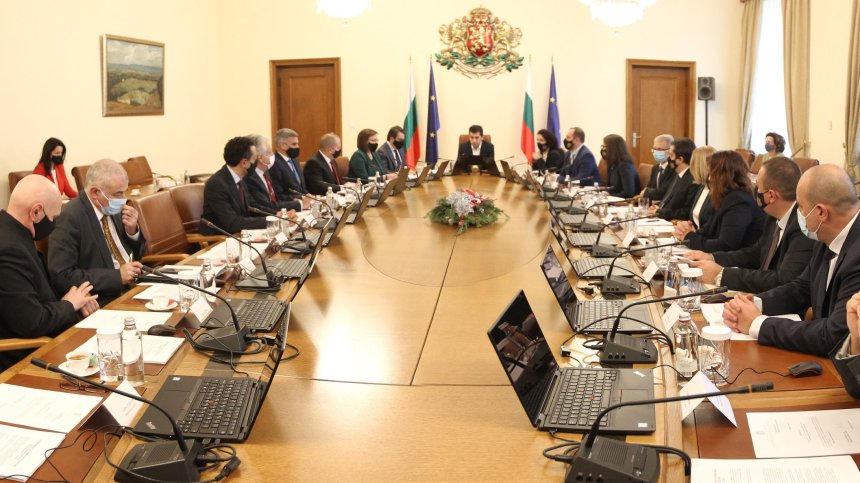 "Прекратяваме промяната": Протест пред МС ще иска оставката на правителството