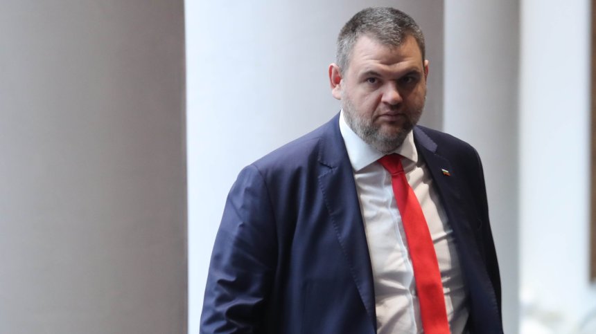 Пеевски: Шегичките трябва да спрат, надиграването трябва да спре