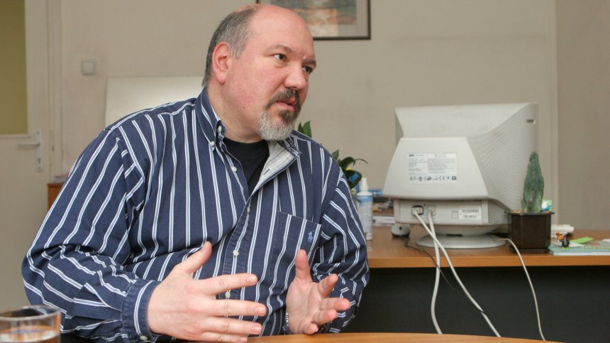 Политолог: Най-голямата слабост е, че всички кълнат високите цени, а никой не предлага бъдеще