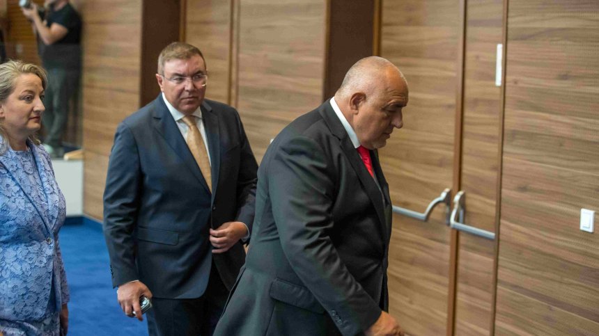 Бойко Борисов за Радев: Аз президент нямам, имам лошо възпитан партиен лидер