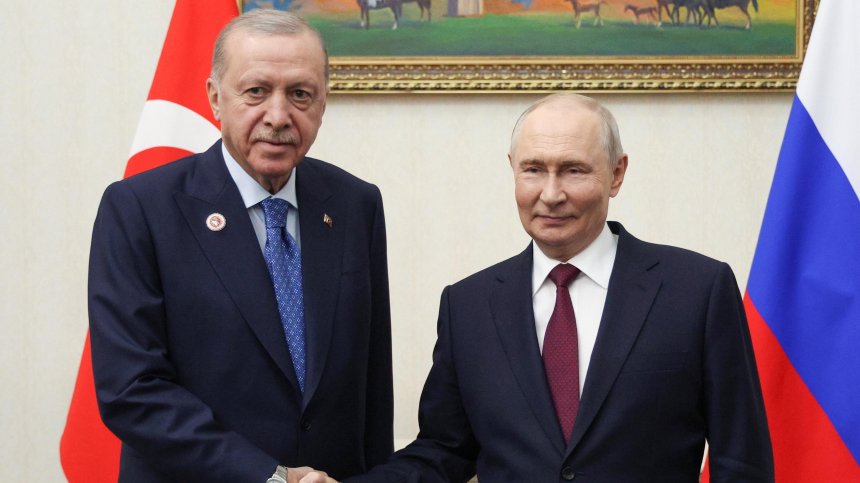 Ердоган и Путин обсъдиха сигурността на корабоплаването в Черно море