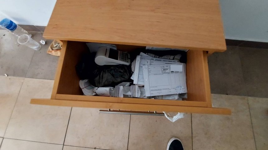 На софийския базар "Илиянци" хванаха двама при акция срещу търговията с фалшиви фактури