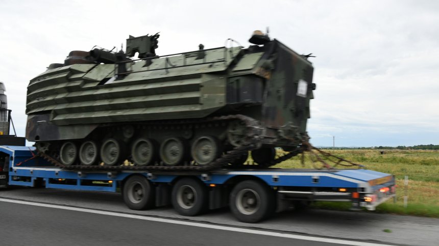 Военни конвои от Италия преминават през България за учение на "Ново село"
