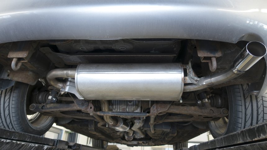Как да открием проблем в автомобила по състоянието на ауспуха?