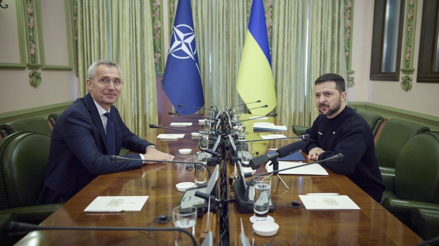 Столтенберг в Киев: Мястото ви е в НАТО, ще бъдем с вас, колкото е необходимо