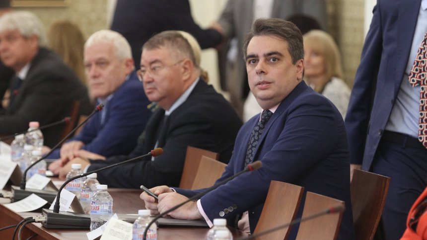 Ресорната комисията решава за актуализацията на бюджета, синдикатите протестират