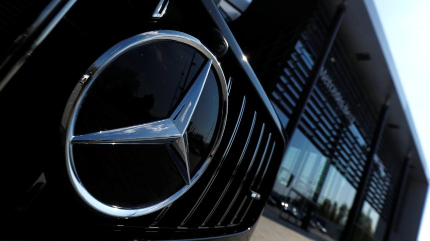 САЩ глобиха Mercedes заради пропуски при изтегляне на коли