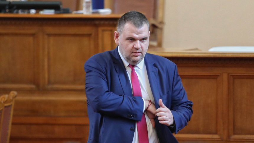 Пеевски: Коалиция няма. Ще приемем новата Конституция на 7 декември