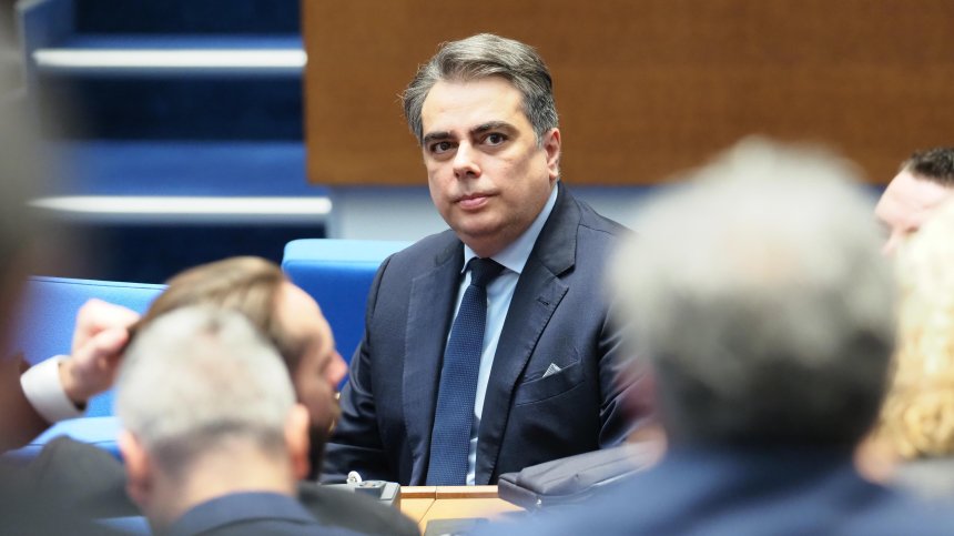 ПП внесе вота на недоверие: "Правителството да подаде оставка, ако има грам разум"