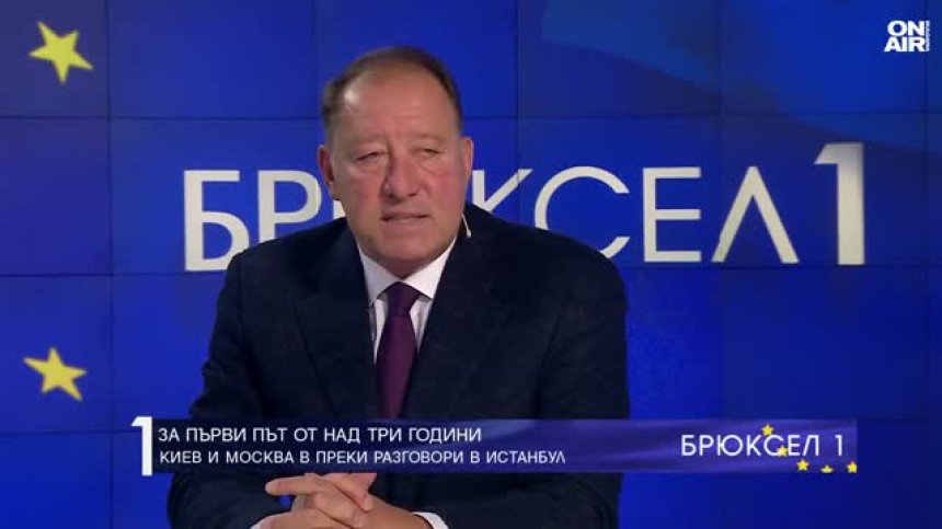 Ангел Найденов: Среща с Путин би легитимирала Зеленски като украински президент