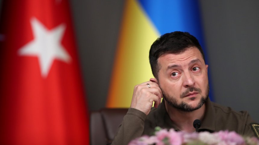"Зеленски стига твърде далеч": Западът след критиката на украинския президент към НАТО