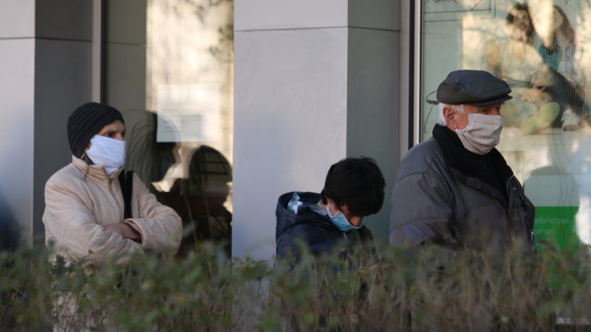 Нарушават ли ''зелените коридори'' правата на хората над 65 г.?